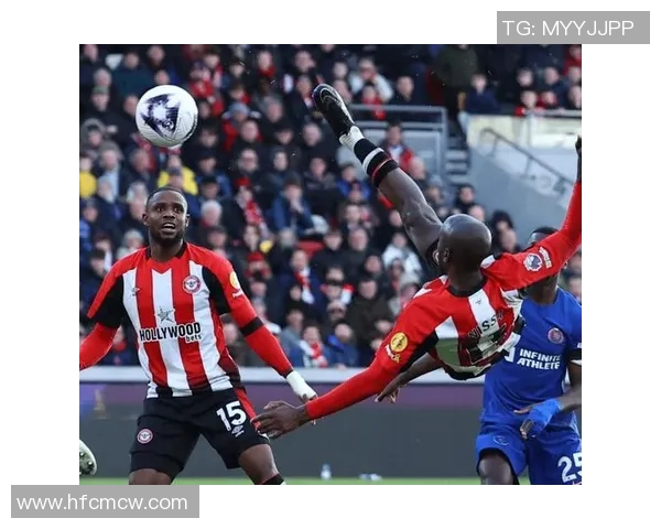 富勒姆与布伦特的对决因故推迟球迷期待新赛季精彩较量